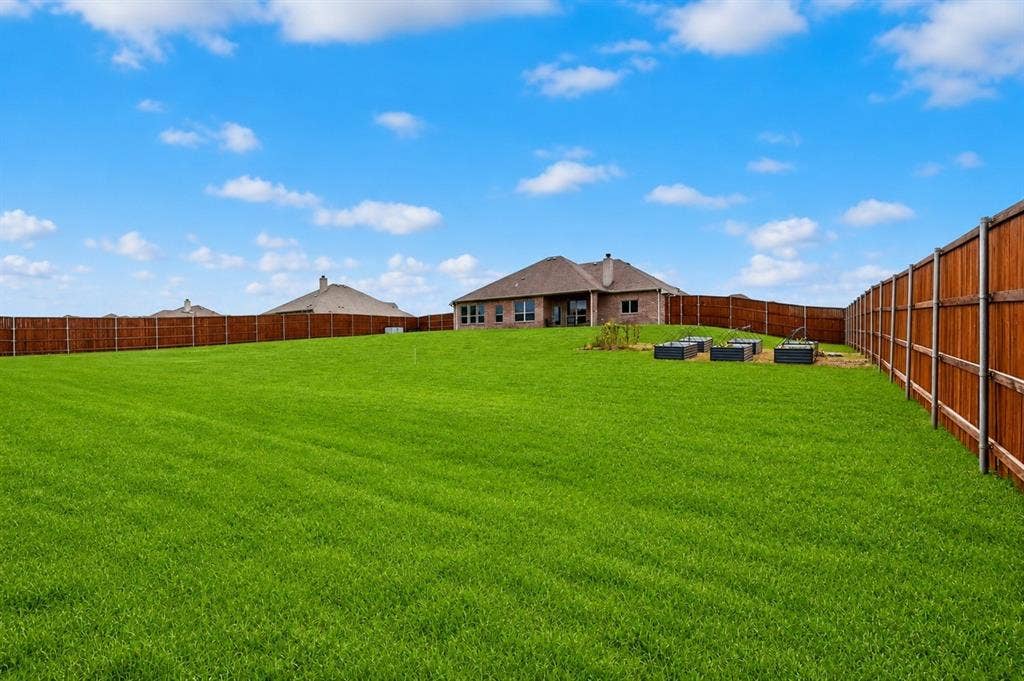690 Serenity Lane, Red Oak, TX 75154 Lots of land to make your own