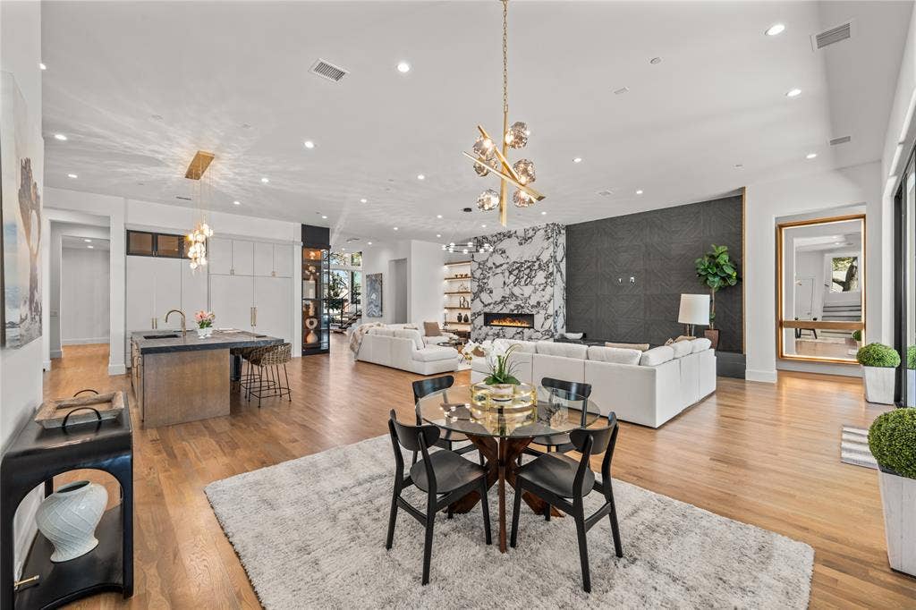 6006 Meadow Crest, Dallas, TX 75230 6006 Meadow Crest, Dallas, TX 75230