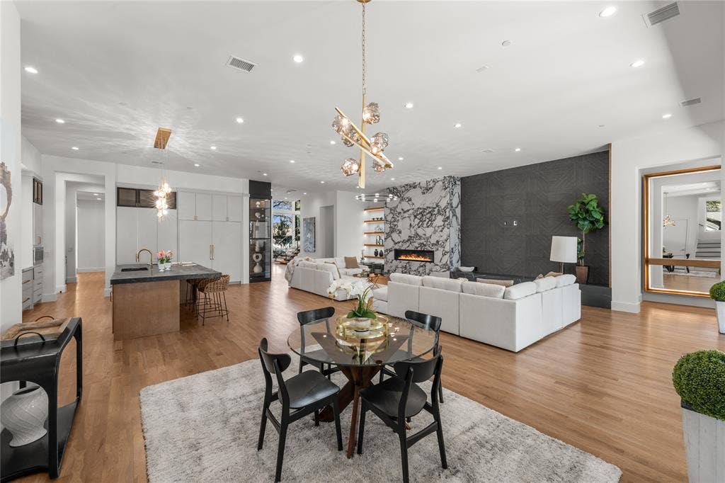 6006 Meadow Crest, Dallas, TX 75230 6006 Meadow Crest, Dallas, TX 75230