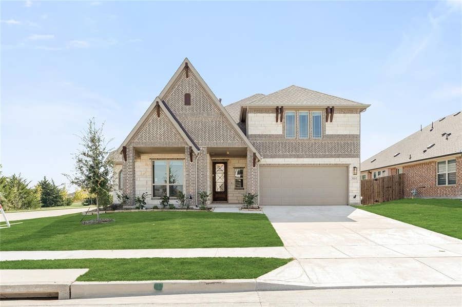 Property photo for 801 Twin Pine Court, Anna, TX