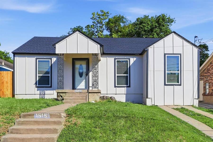 Property photo for 1515 E Waco Avenue, Dallas, TX