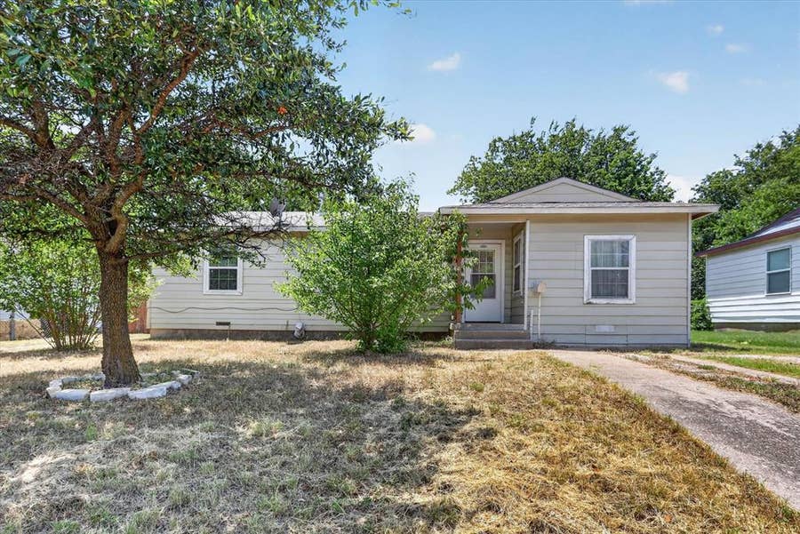 Property photo for 4912 Borden Drive, Fort Worth, TX