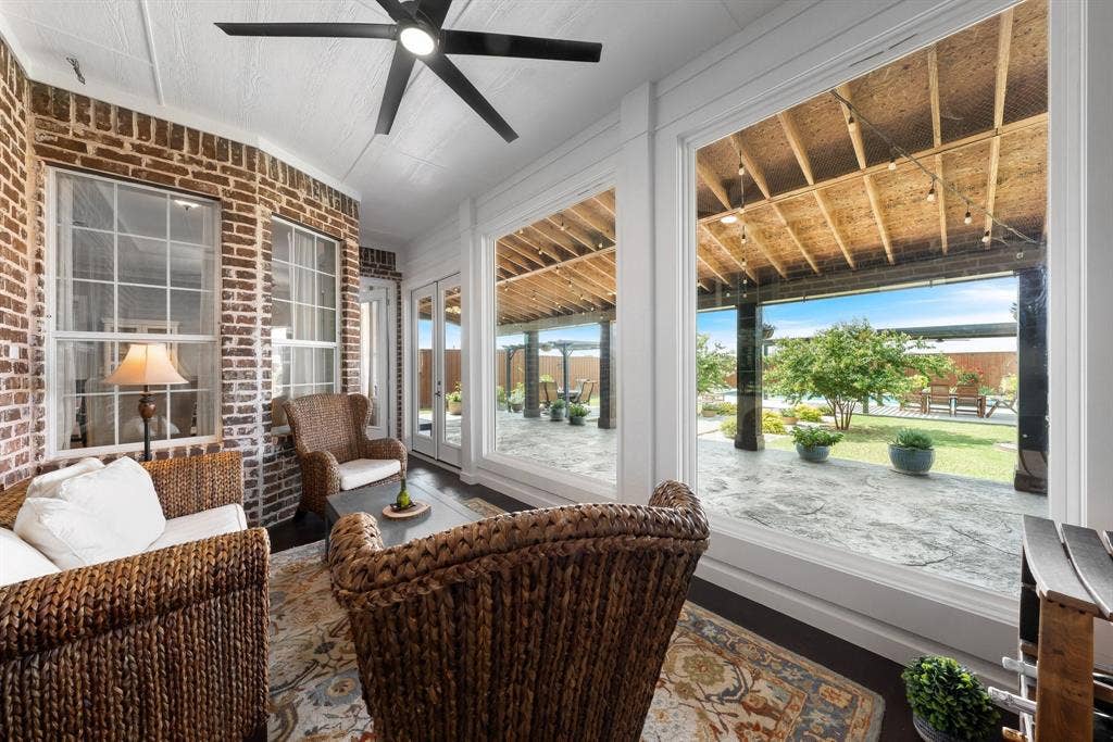6224 Meadowlands Drive, Krum, TX 76249 6224 Meadowlands Drive, Krum, TX 76249