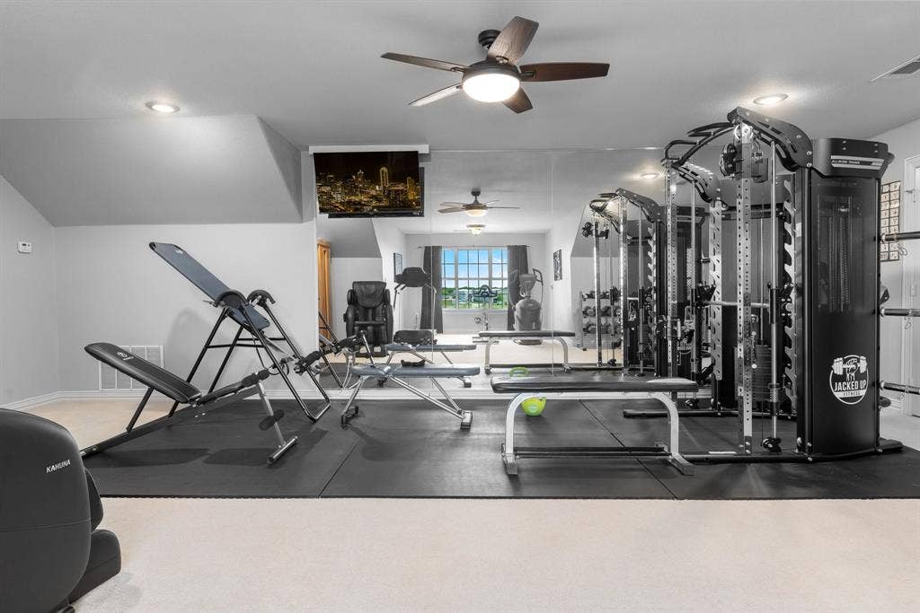 6224 Meadowlands Drive, Krum, TX 76249 6224 Meadowlands Drive, Krum, TX 76249