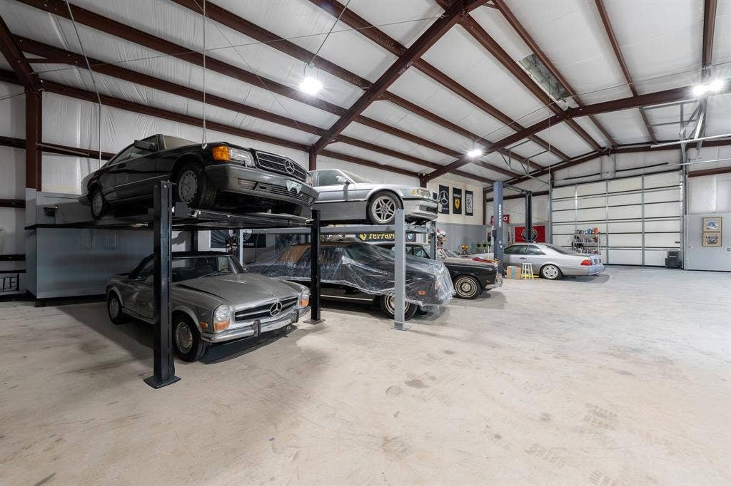 6224 Meadowlands Drive, Krum, TX 76249 6224 Meadowlands Drive, Krum, TX 76249