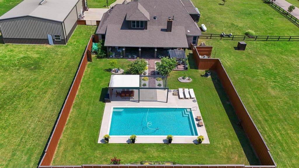 6224 Meadowlands Drive, Krum, TX 76249 6224 Meadowlands Drive, Krum, TX 76249