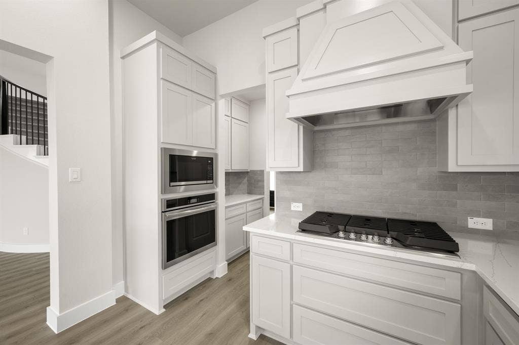 3731 Milwaukee- Kitchen-4
