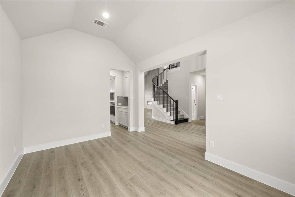 3731 Milwaukee- Flex Space-2