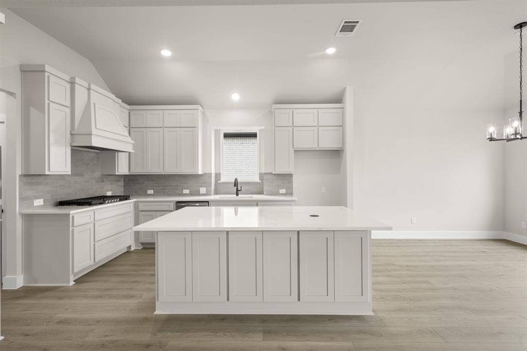 3731 Milwaukee- Kitchen-1
