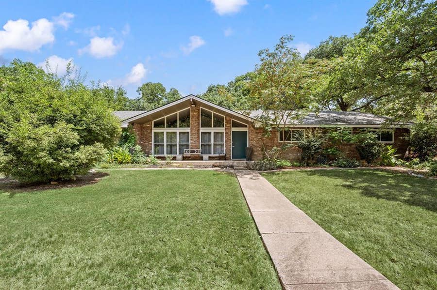 Property photo for 4104 Linkwood Drive, Euless, TX