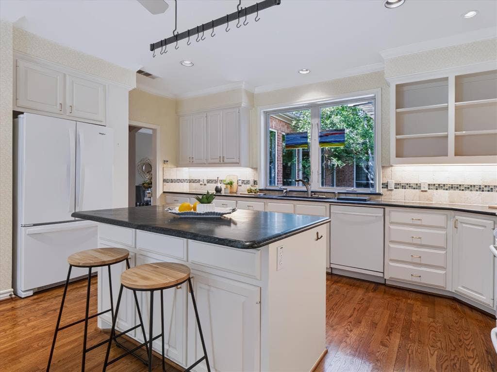 2708 Rosedale Avenue, University Park, TX 75205 2708 Rosedale Avenue, University Park, TX 75205