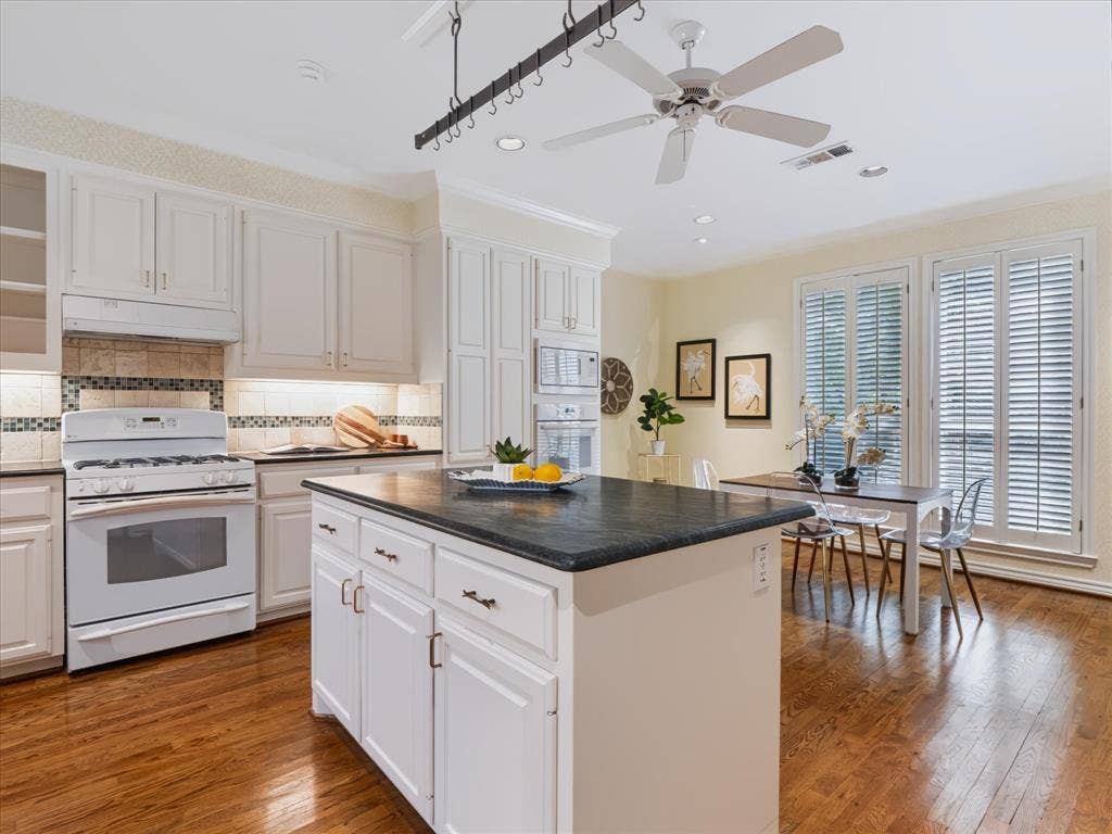 2708 Rosedale Avenue, University Park, TX 75205 2708 Rosedale Avenue, University Park, TX 75205