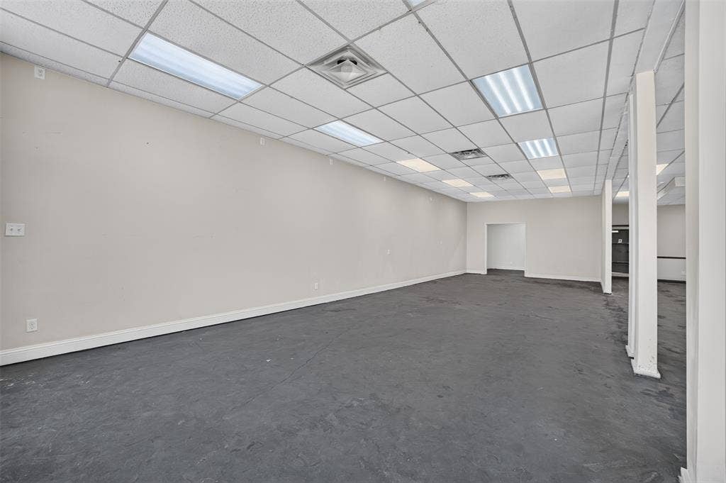4018 W Camp Wisdom Road, Dallas, TX 75237 4018 W Camp Wisdom Road, Dallas, TX 75237