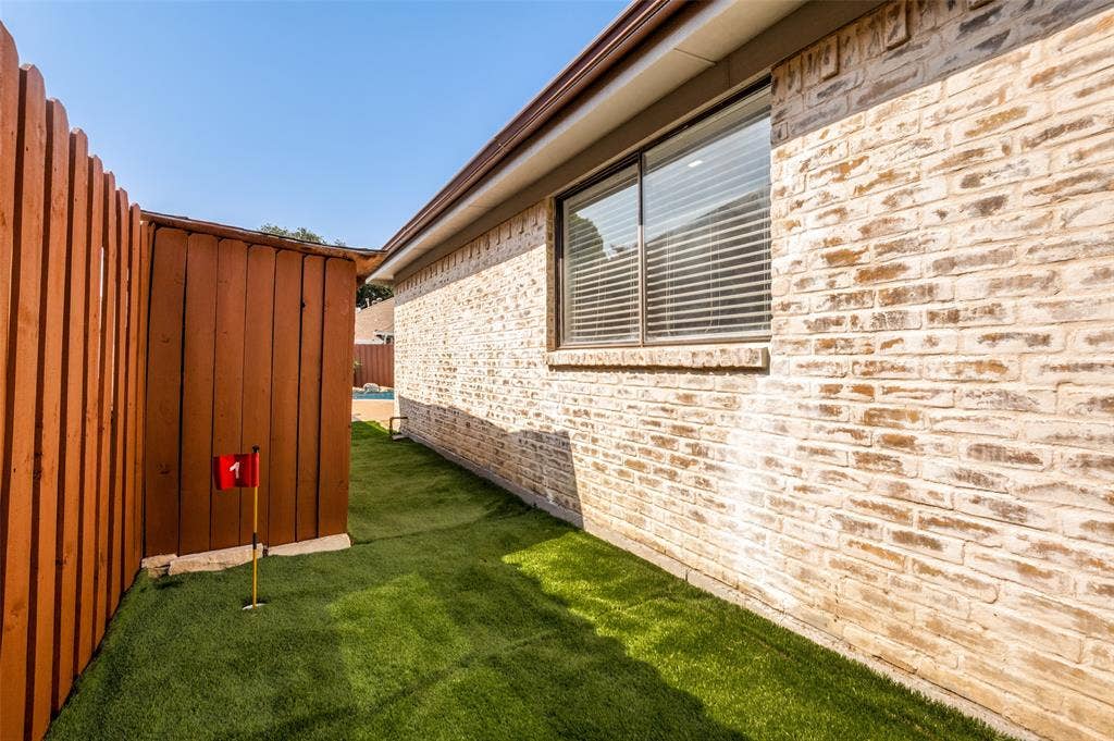 4316 Denver Drive, Plano, TX 75093 4316 Denver Drive, Plano, TX 75093