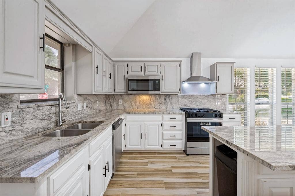 4316 Denver Drive, Plano, TX 75093 4316 Denver Drive, Plano, TX 75093