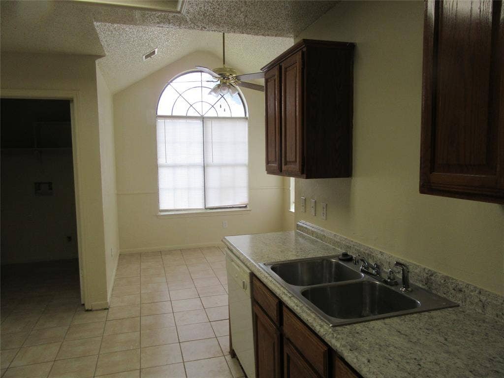 401 Channel View Terrace, DeSoto, TX 75115 401 Channel View Terrace, DeSoto, TX 75115