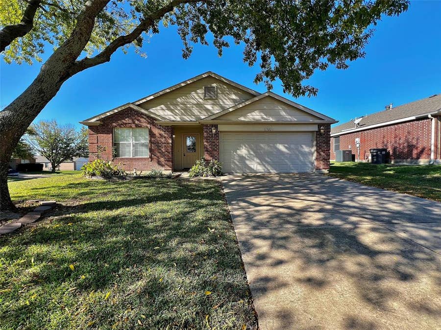Property photo for 1901 Berkeley Drive, Glenn Heights, TX