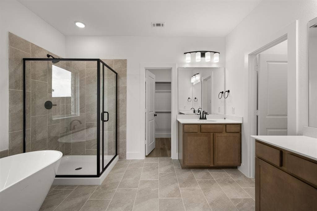713 Durango Street, Midlothian, TX 76065 713 Durango- Primary Suite-3