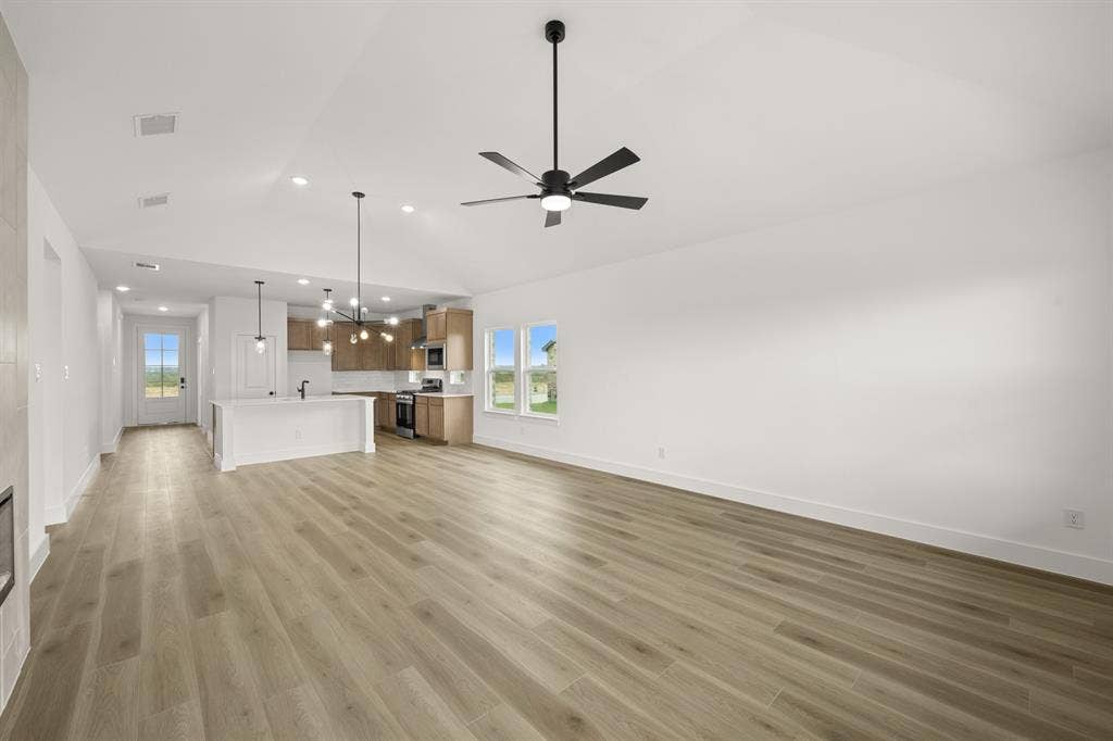 713 Durango Street, Midlothian, TX 76065 713 Durango- Living Room-2