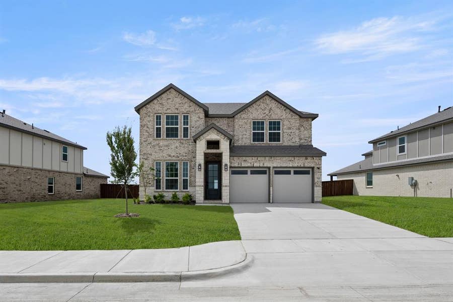 Property photo for 713 Durango Street, Midlothian, TX