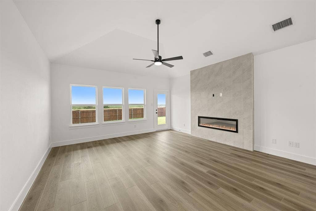713 Durango Street, Midlothian, TX 76065 713 Durango- Living Room-1