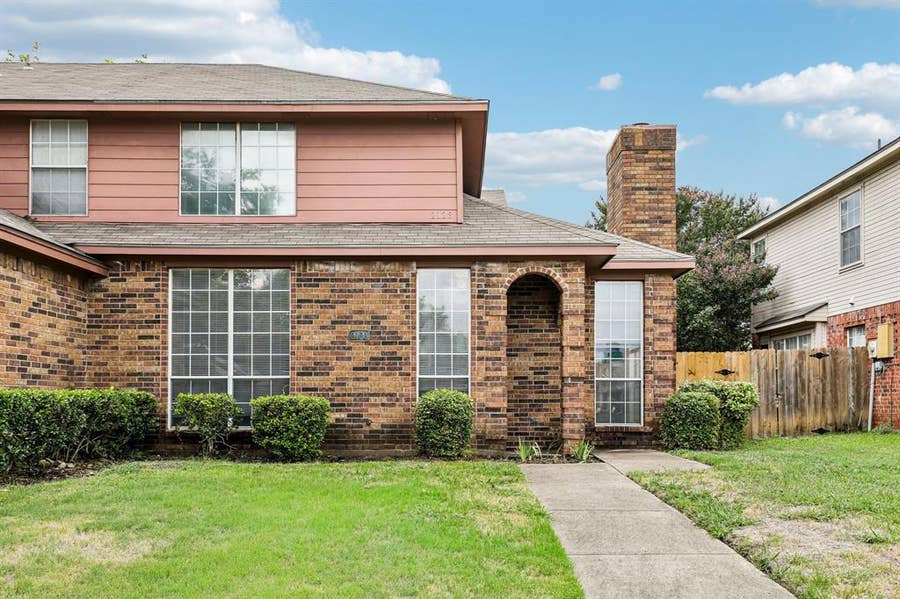Property photo for 2123 Hearthside Lane, Garland, TX