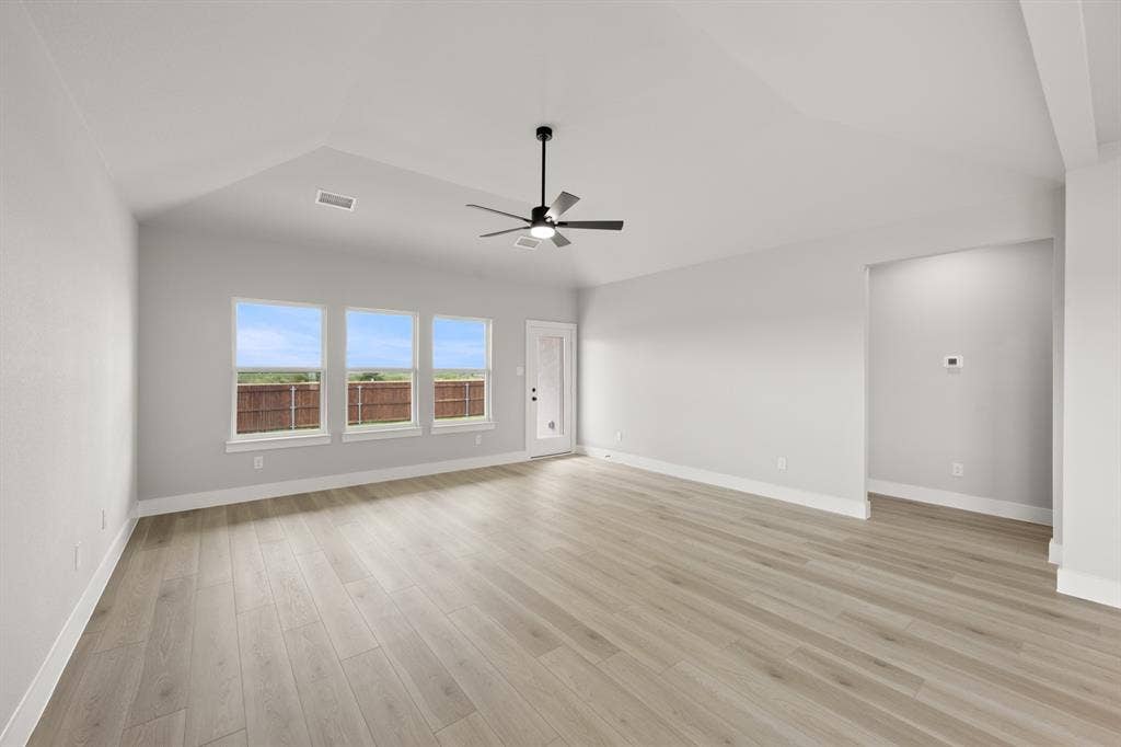709 Durango Street, Midlothian, TX 76065 709 Durango- Living Room-1