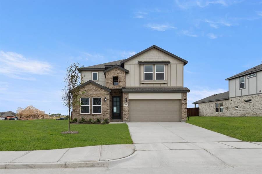 Property photo for 709 Durango Street, Midlothian, TX