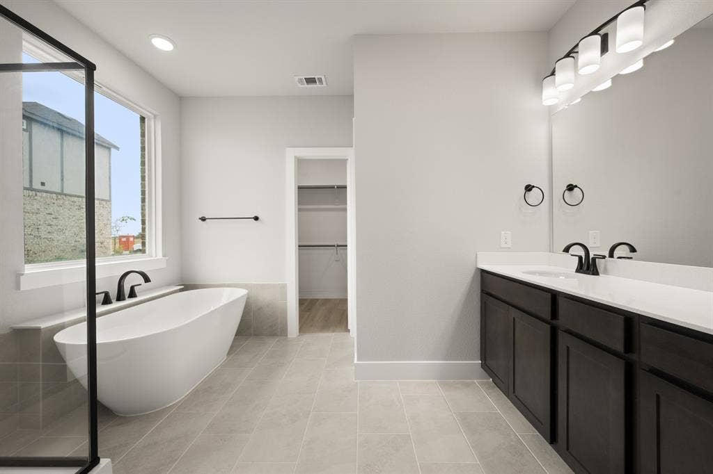 709 Durango Street, Midlothian, TX 76065 709 Durango- Primary Suite-3