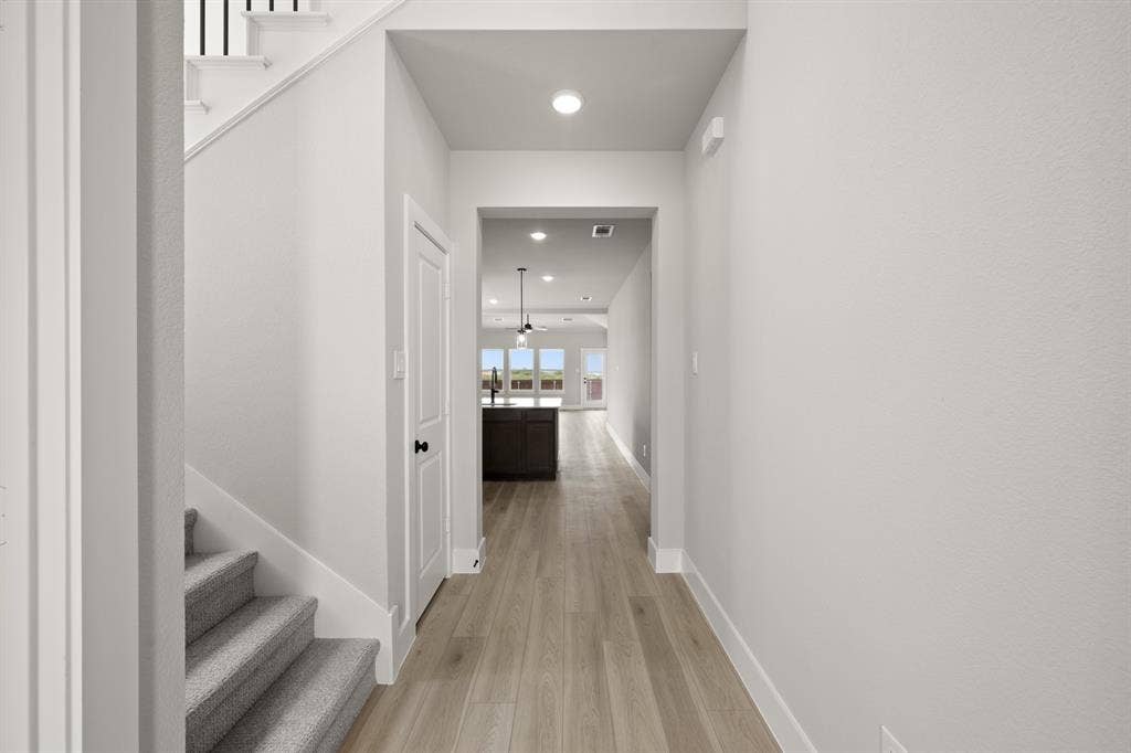 709 Durango Street, Midlothian, TX 76065 709 Durango- Entry-2