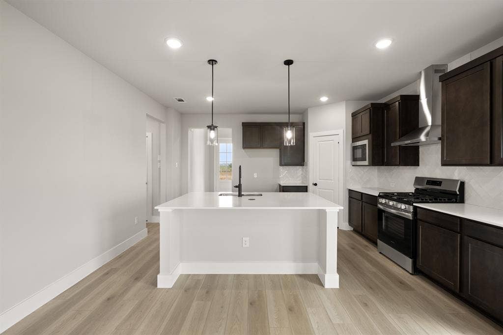 709 Durango Street, Midlothian, TX 76065 709 Durango- Kitchen-4