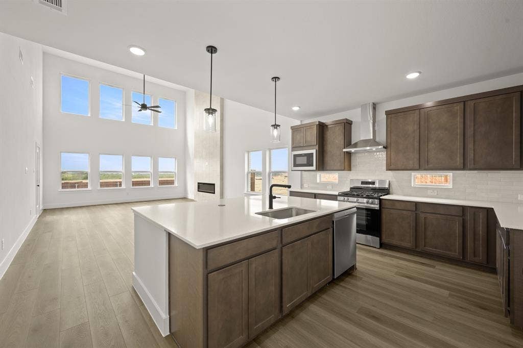 717 Durango- Kitchen-1