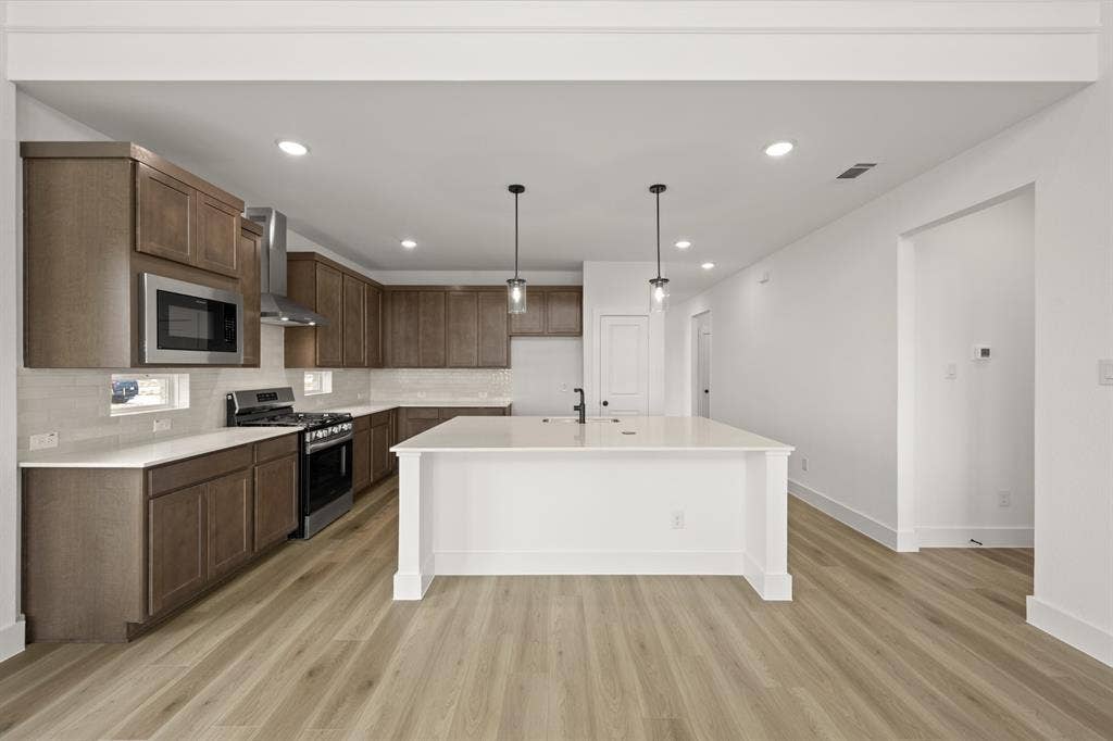 717 Durango- Kitchen-3