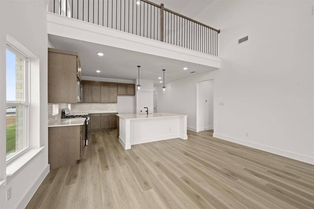 717 Durango- Breakfast Nook-1