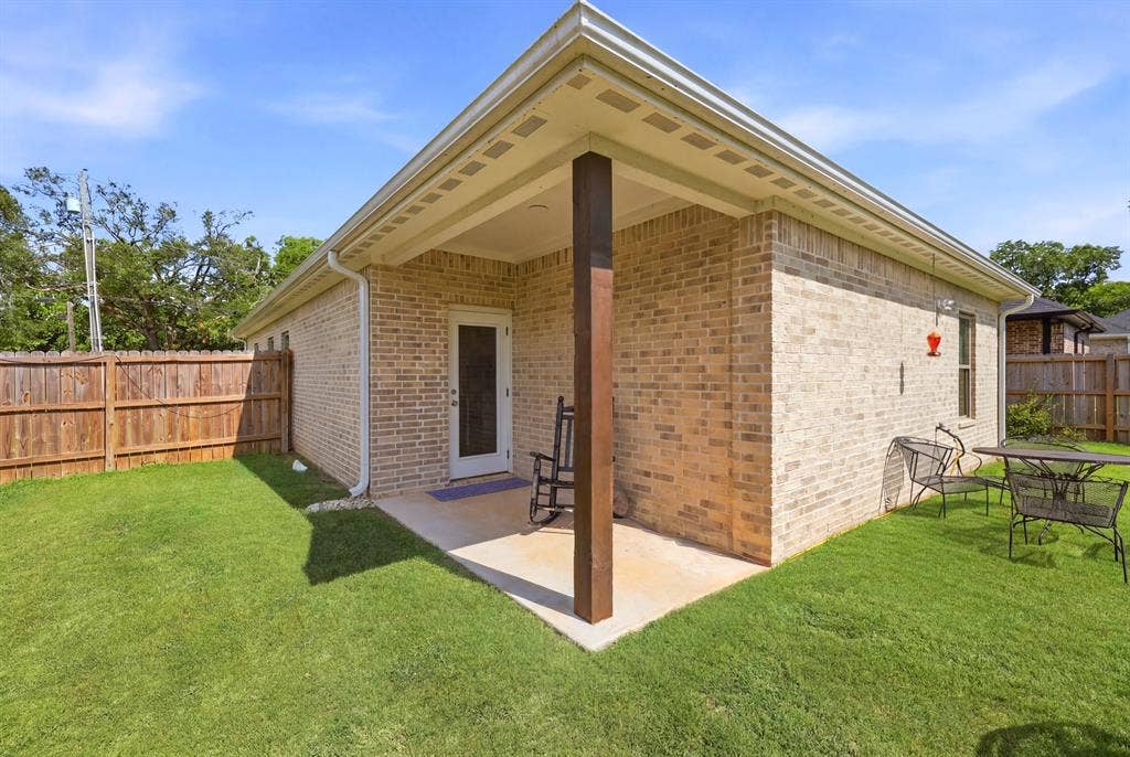306 Bradford Street, Arp, TX 75750 306 Bradford Street, Arp, TX 75750