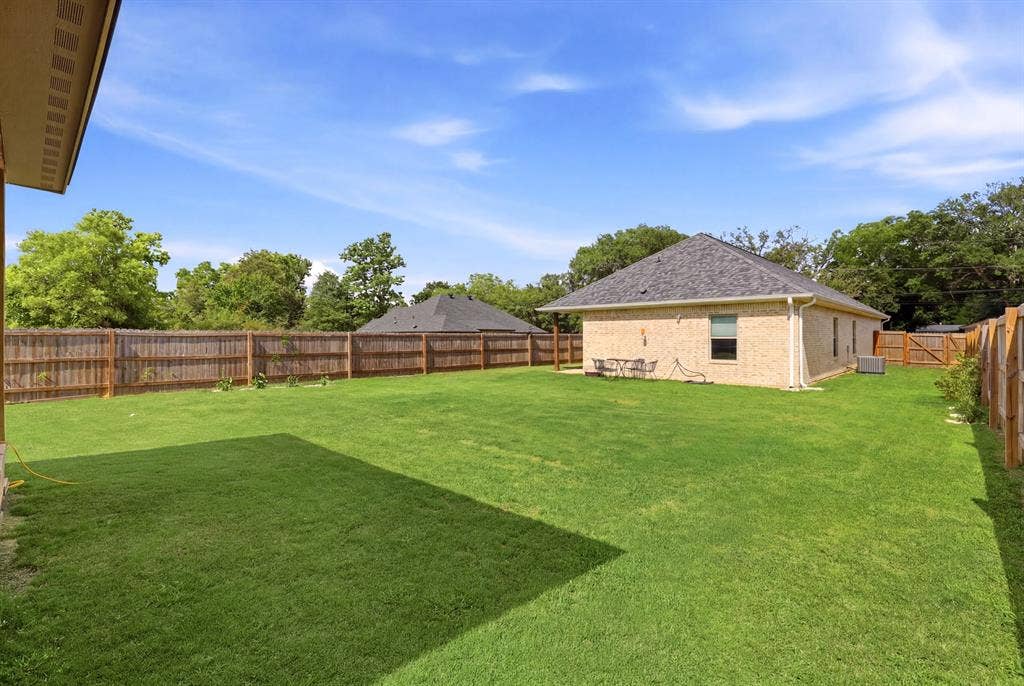 306 Bradford Street, Arp, TX 75750 306 Bradford Street, Arp, TX 75750