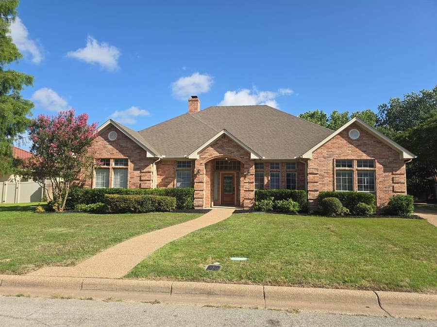 Property photo for 6376 Newport Court, Fort Worth, TX