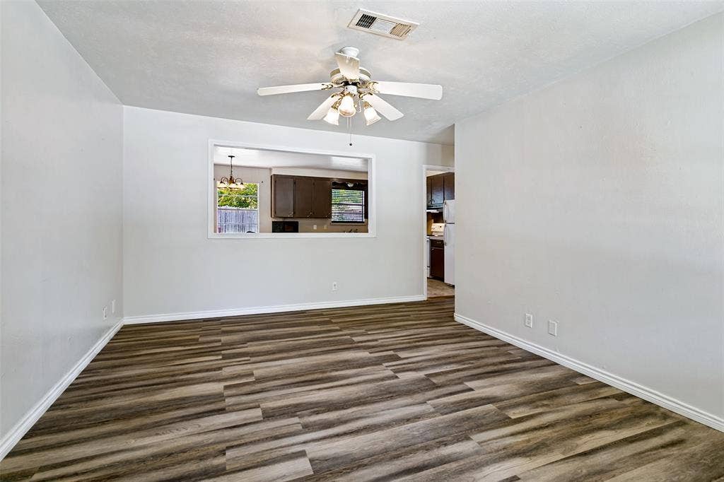 308 N Avenue C, Springtown, TX 76082 308 N Avenue C, Springtown, TX 76082