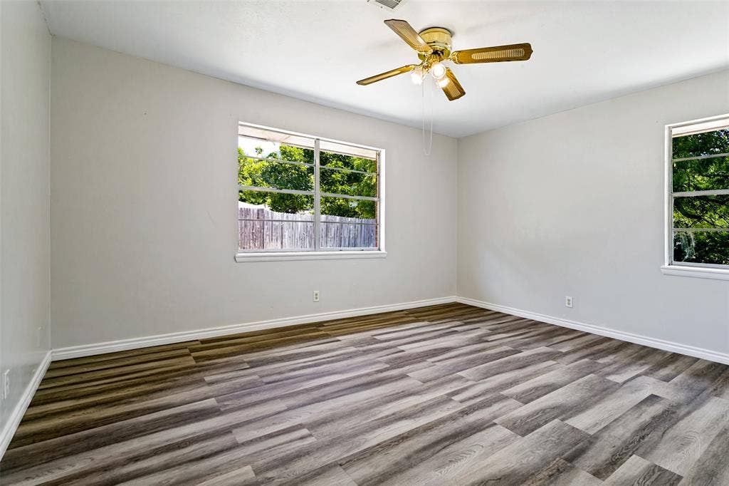 308 N Avenue C, Springtown, TX 76082 308 N Avenue C, Springtown, TX 76082