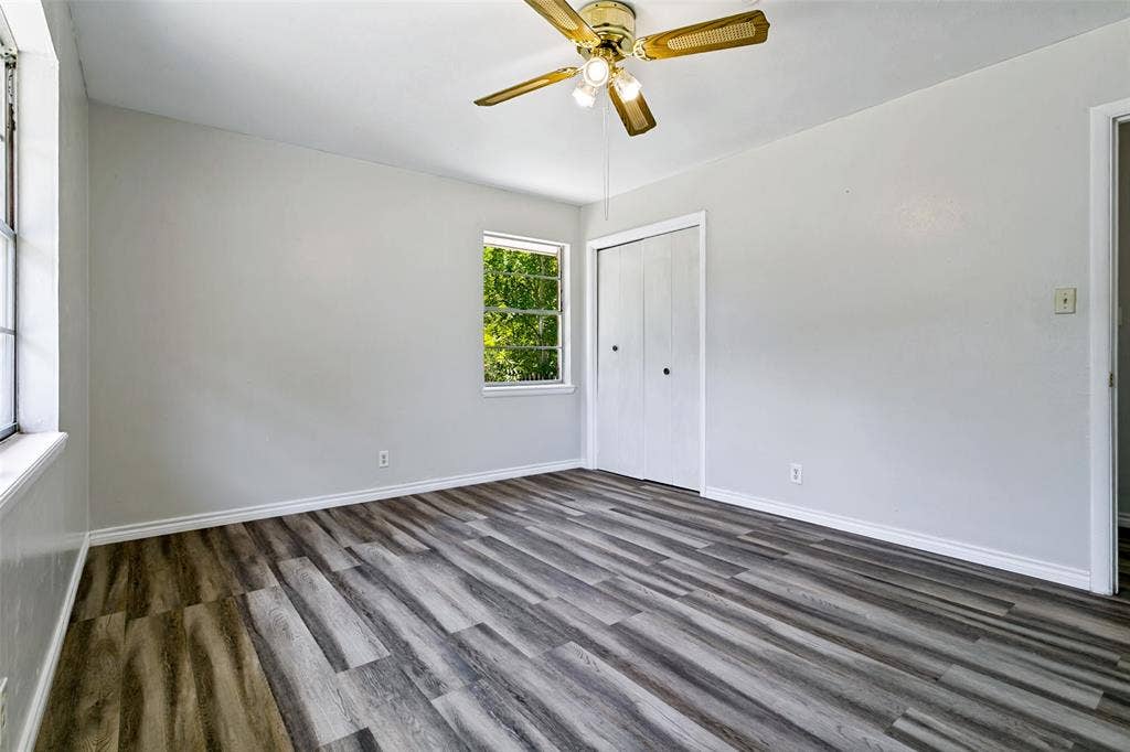 308 N Avenue C, Springtown, TX 76082 308 N Avenue C, Springtown, TX 76082