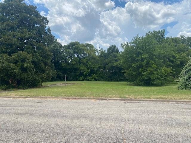 201 W College Street, Athens, TX 75751 201 W College Street, Athens, TX 75751