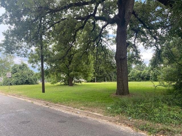 201 W College Street, Athens, TX 75751 201 W College Street, Athens, TX 75751