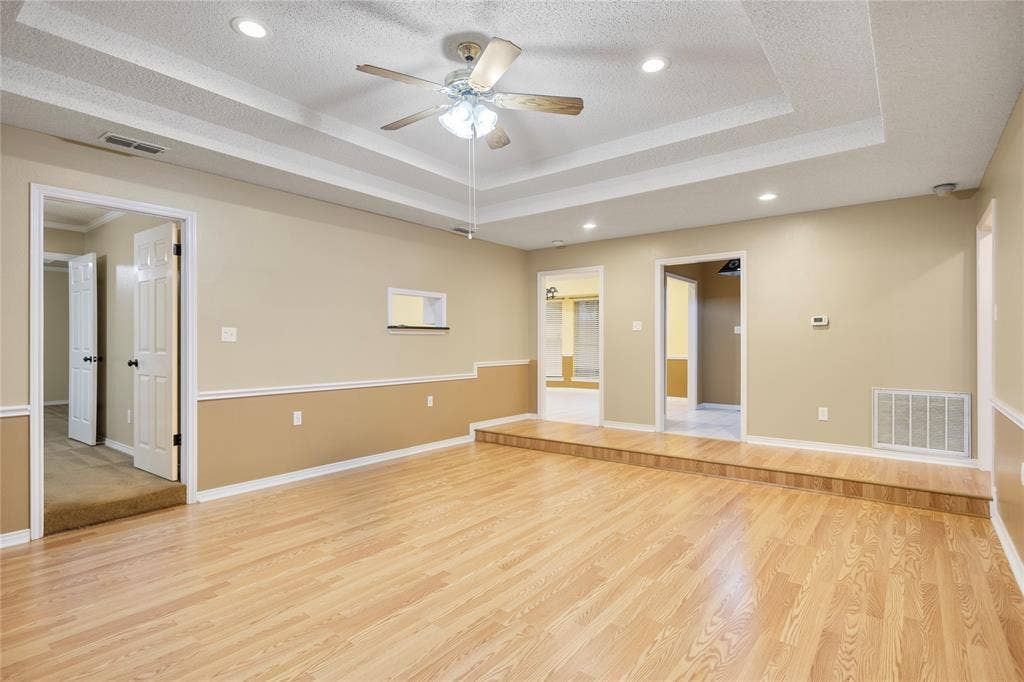 121 Crestview Street, Chandler, TX 75758 121 Crestview Street, Chandler, TX 75758