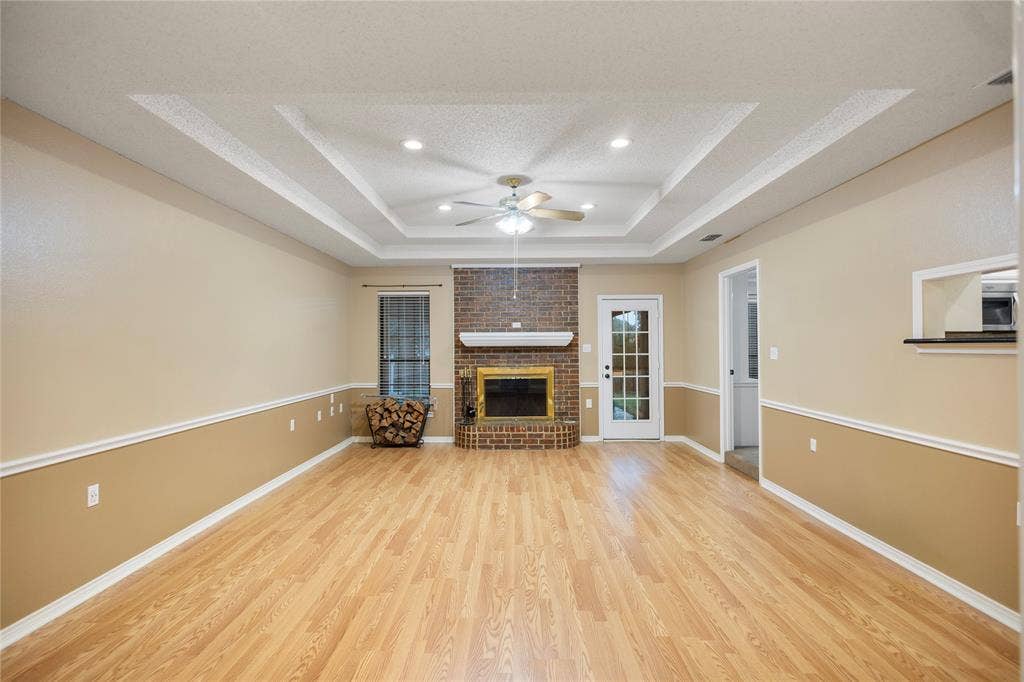 121 Crestview Street, Chandler, TX 75758 121 Crestview Street, Chandler, TX 75758