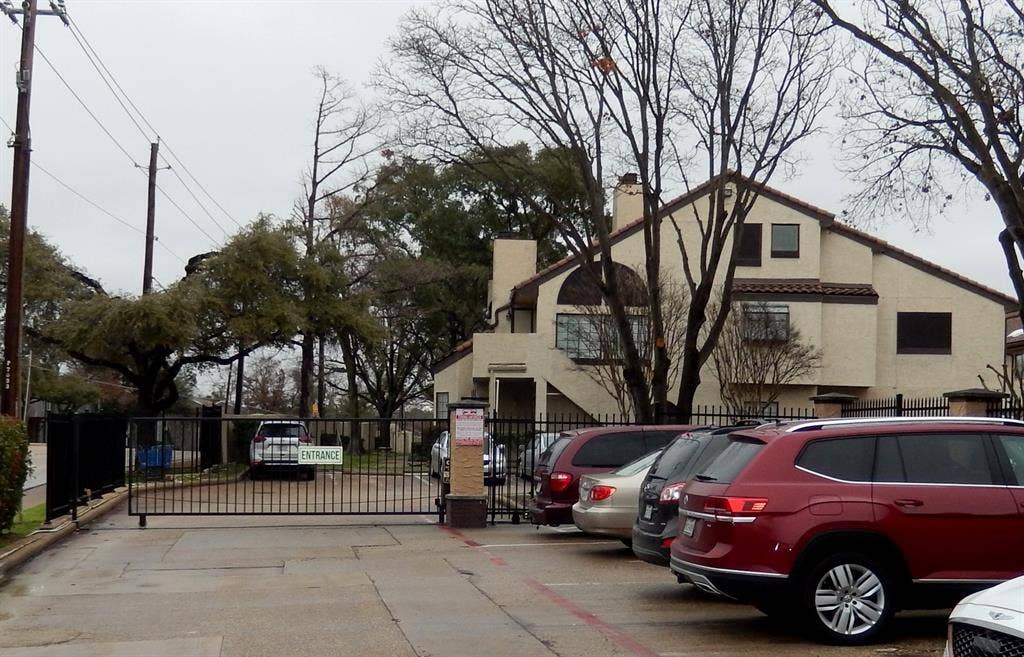 5550 Spring Valley Road, #F15, Dallas, TX 75254 5550 Spring Valley Road, #F15, Dallas, TX 75254