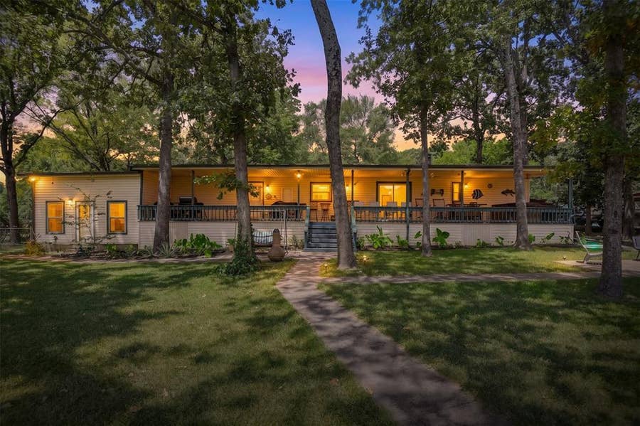 Property photo for 182 Indian Gap Road, Mabank, TX