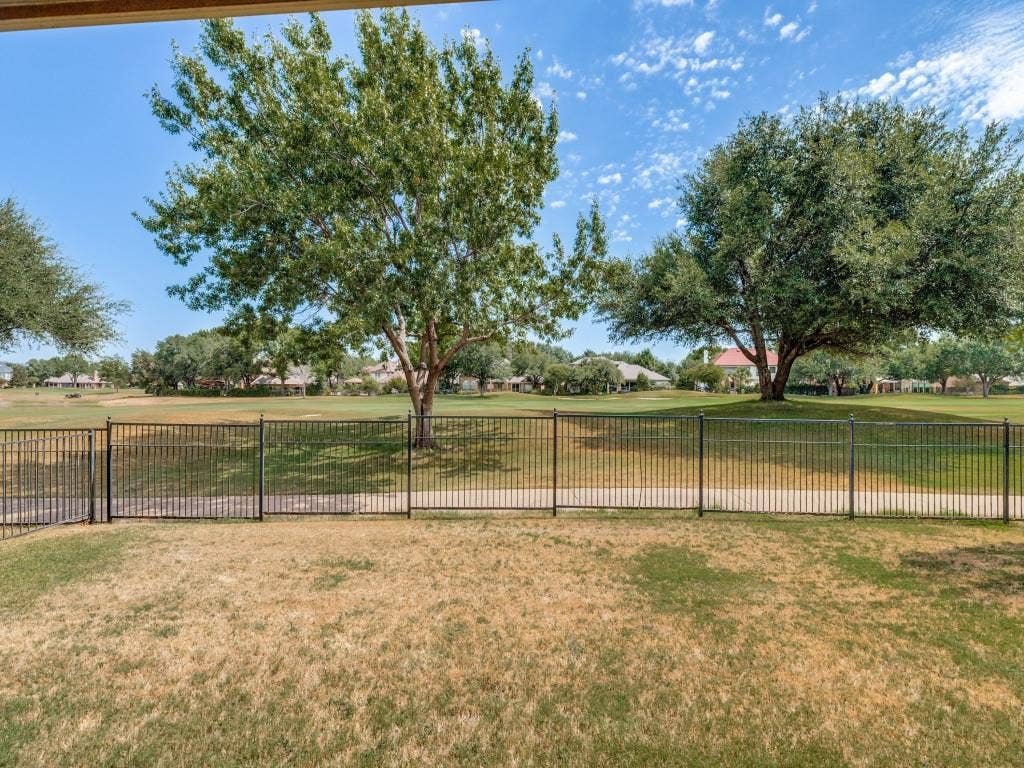2544 Prestonwood Drive, Plano, TX 75093 2544 Prestonwood Drive, Plano, TX 75093