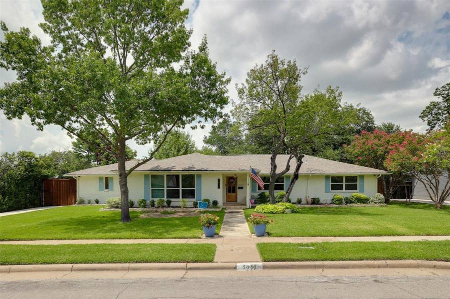 Property photo for 3631 Coral Gables Drive, Dallas, TX