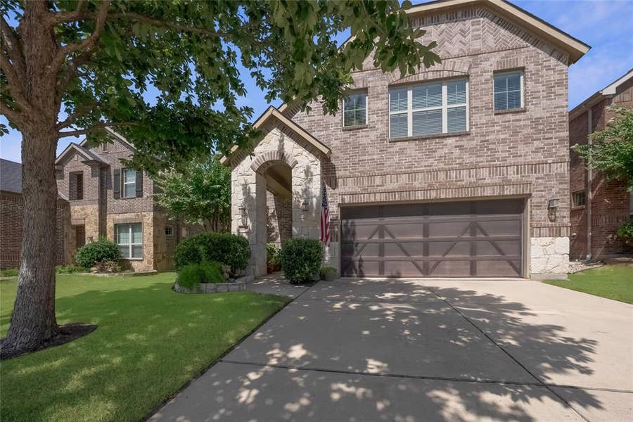 Property photo for 8629 Tribute Lane, Fort Worth, TX