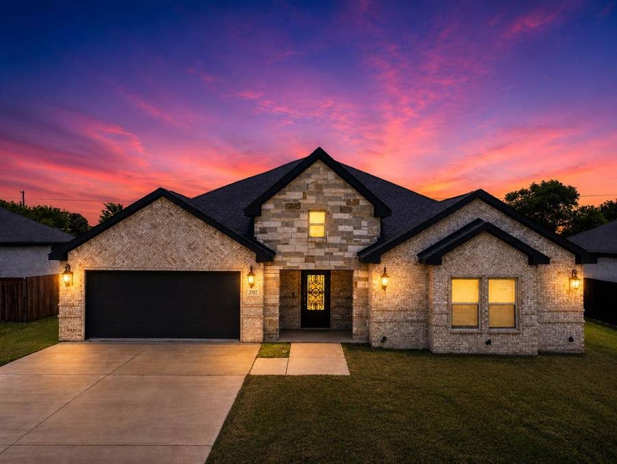 Property photo for 2107 Cole Street, Mabank, TX